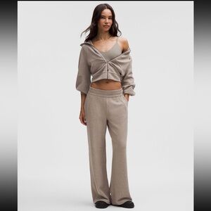 Lululemon Scuba Mid Rise Wide Leg Pant *Waffle